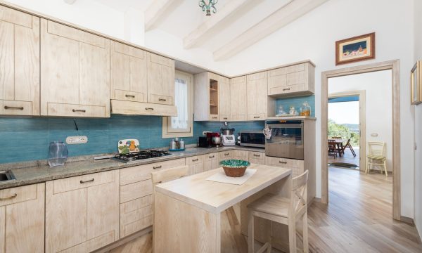 olbia_villa_auri_cucina a