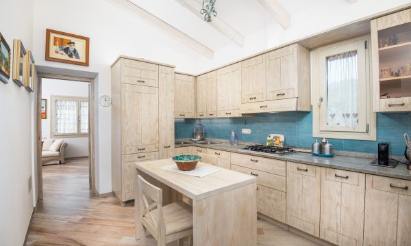 olbia_villa_auri_cucina