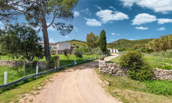 olbia_villa_auri_ingresso a