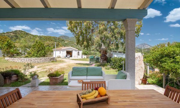 olbia_villa_auri_veranda ingresso